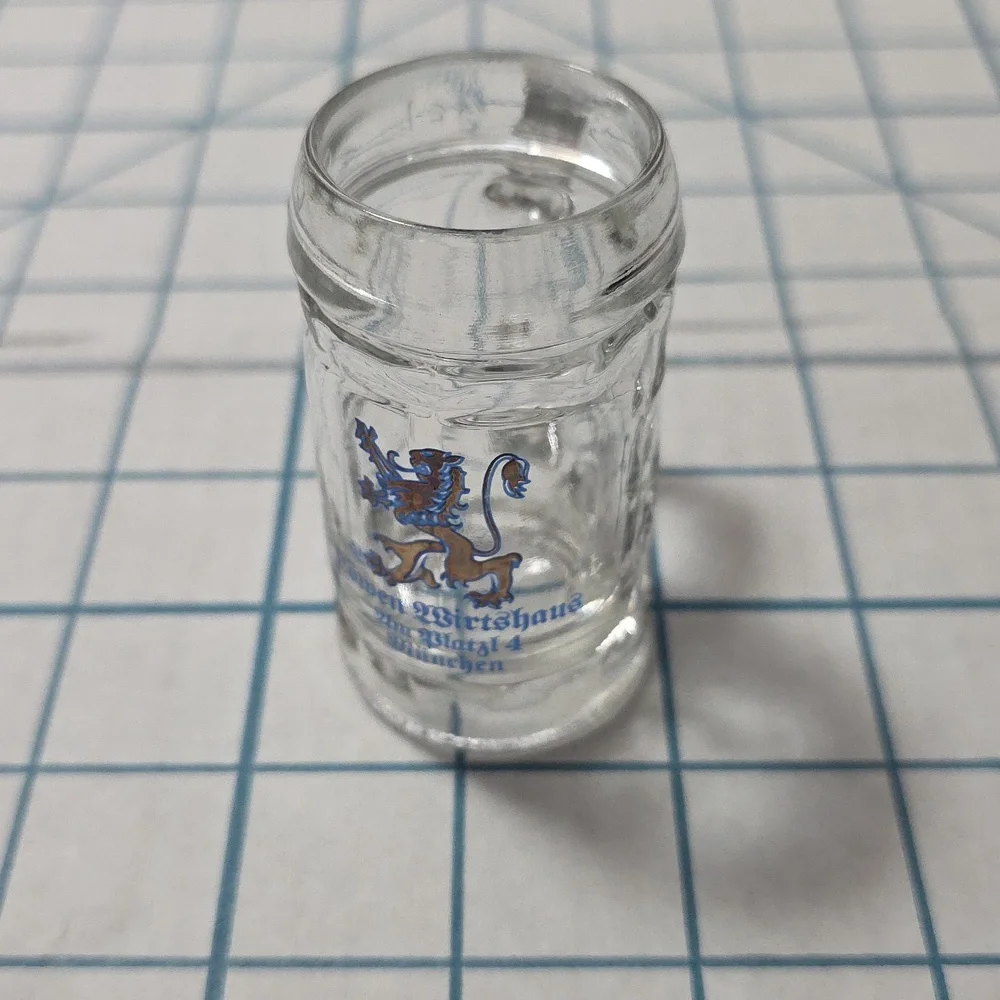 Löwen Wirtshaus Um Platzl 4 Munchen Mini Beer Mug Shot Glass, Vintage